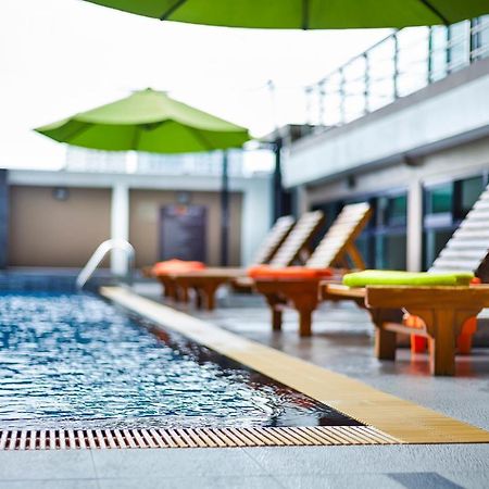 The Plimplace Hotel Bangkok Exterior photo